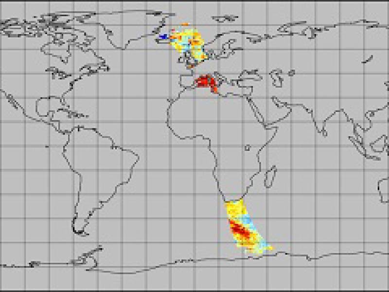 Global map of JPL SMAP Level 2B CAP sea surface salinity V4.0 validated data